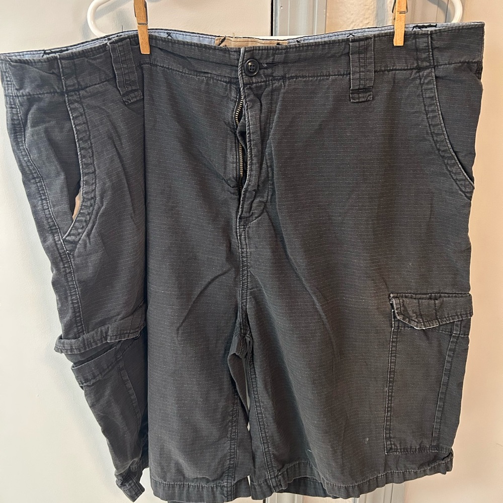 Nautica Jeans Co black cargo shorts size 42